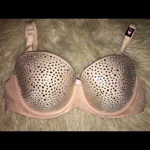 VS Dream Angels Demi Embellished Bra❤️